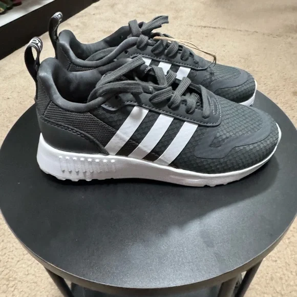 Adidas Lil Boys Sneakers - Picture 2 of 5